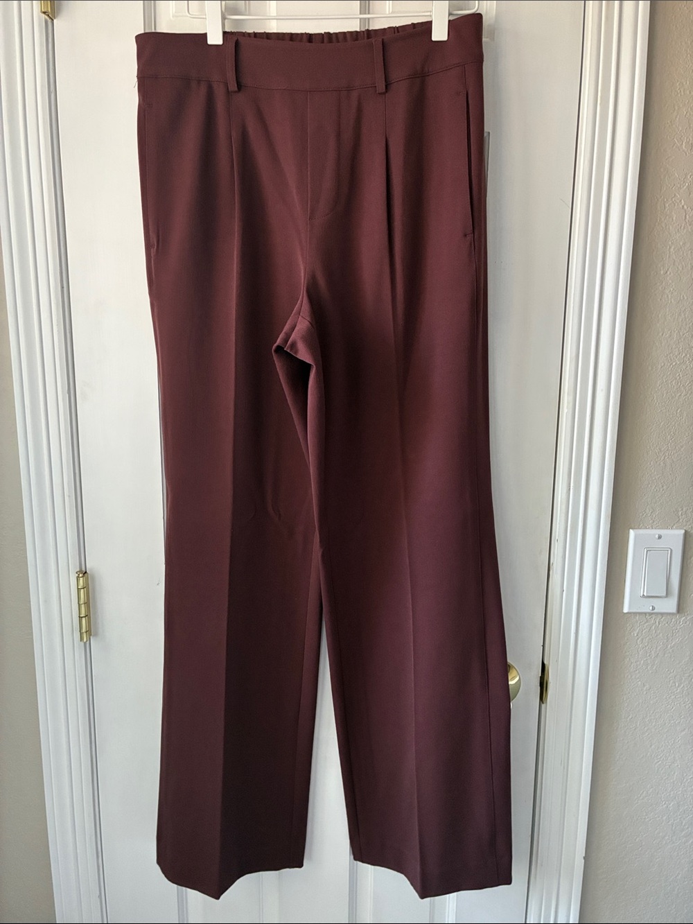 NIC+ZOE burgundy pants